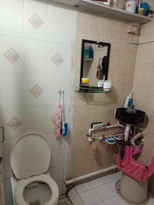 Bathroom Image of 1350 Sq.ft 3 BHK Apartment / Flat for sale in Savaliya Parth Apartment, Satellite Ahmedabad for Rs. 8000000