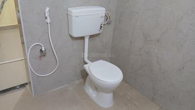 Bathroom Image of 700 Sq.ft 1.5 BHK Independent House for rent in Ennore Chennai for Rs. 11000