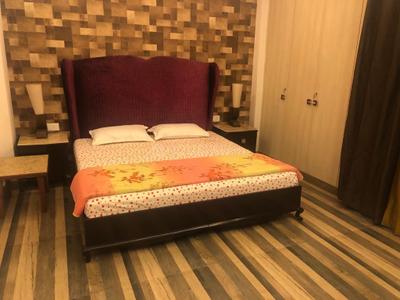 Bedroom Image of 3330 Sq.ft 4 BHK Builder Floor for sale in Greater Kailash II New Delhi for Rs. 90000000