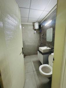 Bathroom Image of 1240 Sq.ft 2 BHK Apartment / Flat for rent in SBP City Of Dreams Phase 4, Kharar Mohali for Rs. 26000