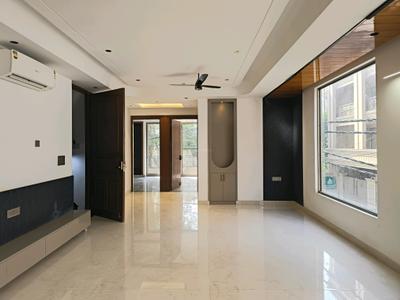 Living Room Image of 1850 Sq.ft 4 BHK Builder Floor for sale in Kaushambi Ghaziabad for Rs. 23500000