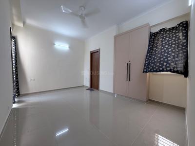 Bedroom Image of 2130 Sq.ft 4 BHK Apartment / Flat for rent in Amrapali Verona Heights, Noida Extension Greater Noida for Rs. 35000