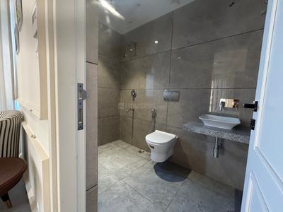 Bathroom Image of 1970 Sq.ft 3 BHK Apartment / Flat for sale in Ballygunge Kolkata for Rs. 30000000