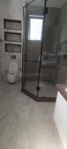 Bathroom Image of 3000 Sq.ft 3 BHK Builder Floor for rent in Sector 30 Noida for Rs. 100000