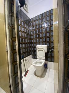 Bathroom Image of 1000 Sq.ft 2 BHK Apartment / Flat for sale in Tri Nagar New Delhi for Rs. 11000000