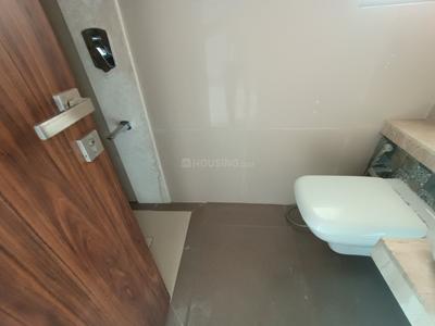 Bathroom Image of 520 Sq.ft 1 BHK Apartment / Flat for sale in Rajesh White City, Kandivali East Mumbai for Rs. 13000000
