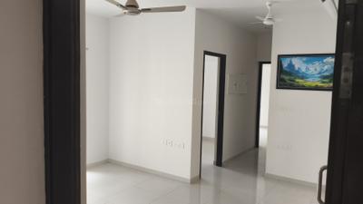 Living Room Image of 800 Sq.ft 2 BHK Apartment / Flat for rent in Lodha Amara, Kolshet Thane for Rs. 39999