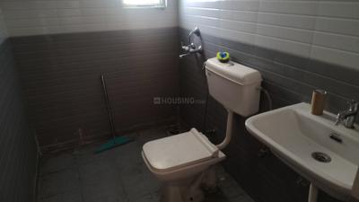 Bathroom Image of 450 Sq.ft 1 BHK Apartment / Flat for sale in ROF Amaltas, Sector 92 Gurgaon for Rs. 4100000