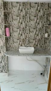 Bathroom Image of 800 Sq.ft 2 BHK Apartment / Flat for sale in Jodhpur Park Kolkata for Rs. 7500000