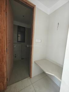 Bathroom Image of 3900 Sq.ft 4 BHK Apartment / Flat for sale in Shrinivas Luxuria 2, Bhadaj Ahmedabad for Rs. 21400000