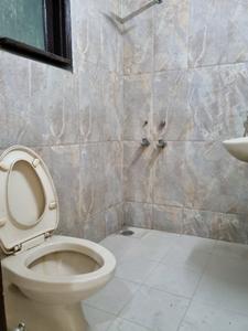 Common Bathroom Image of 1180 Sq.ft 3 BHK Builder Floor for rent in Sector 8 Dwarka New Delhi for Rs. 33000