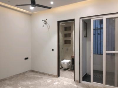 Bedroom Image of 1800 Sq.ft 3 BHK Builder Floor for sale in Vikaspuri New Delhi for Rs. 35000000