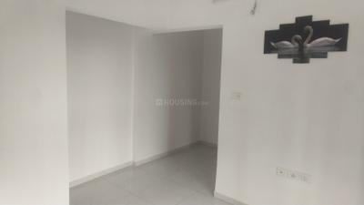 Bedroom Image of 750 Sq.ft 2 BHK Apartment / Flat for rent in Runwal Gardens Phase I, Dombivli East Thane for Rs. 16000