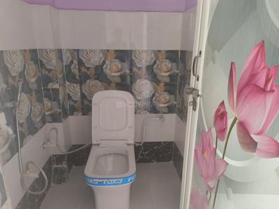 Bathroom Image of 2200 Sq.ft 2 BHK Builder Floor for rent in Shantipuram Allahabad for Rs. 10000