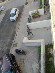 Image of 1600 Sq.ft 3 BHK Apartment / Flat for rent in Sector 75, Faridabad for Rs. 20000