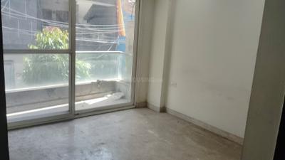 Bedroom Image of 1100 Sq.ft 3 BHK Builder Floor for sale in Raja Garden New Delhi for Rs. 18000000