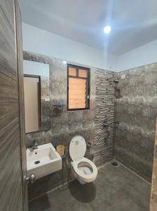 Bathroom Image of 1123 Sq.ft 2 BHK Apartment / Flat for sale in Tharwani Riverdale, Kalyan West Kalyan for Rs. 8200000
