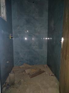 Common Bathroom Image of 800 Sq.ft 2 BHK Apartment / Flat for sale in Kishangarh New Delhi for Rs. 5550000