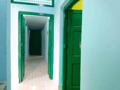 Living Room Image of 600 Sq.ft 2 BHK Builder Floor for rent in Tollygunge Kolkata for Rs. 12000