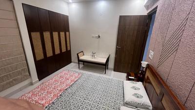 Bedroom Image of 1400 Sq.ft 3 BHK Apartment / Flat for rent in Paschim Putiary Kolkata for Rs. 80000