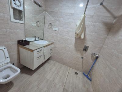 Bathroom Image of 5000 Sq.ft 5 BHK Independent House for rent in HSR Layout Bengaluru for Rs. 250000