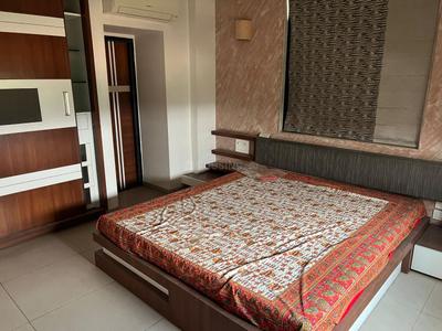 Bedroom Image of 3500 Sq.ft 4 BHK Apartment / Flat for rent in Uma Mahalaxmi 4, Kudasan Gandhinagar for Rs. 55000