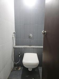 Common Bathroom Two Image of 670 Sq.ft 1.5 BHK Apartment / Flat for sale in Majestique Palm Atlantis, Wagholi Pune for Rs. 3900000