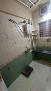 Bathroom Image of 720 Sq.ft 2 BHK Apartment / Flat for rent in Vishal Vaibhav, Somwar Peth Pune for Rs. 27000