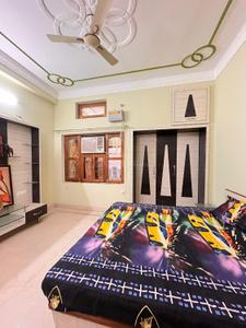 Bedroom Image of 1750 Sq.ft 2 BHK Independent House for rent in Kamachha Varanasi for Rs. 30100