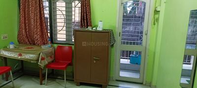 Bedroom Image of 700 Sq.ft 2 BHK Builder Floor for rent in Patuli Kolkata for Rs. 19000