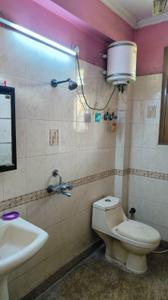 Bathroom Image of 1900 Sq.ft 3.5 BHK Independent House for sale in Vasundhara Ghaziabad for Rs. 21000000