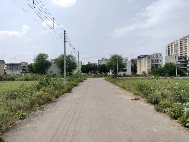 Sector 75 Main Image 1