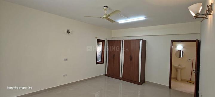 Private Apts Bedroom 1