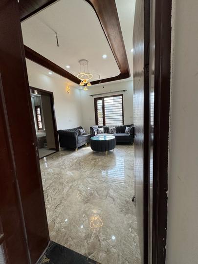 GBP Crest I Main Image 1