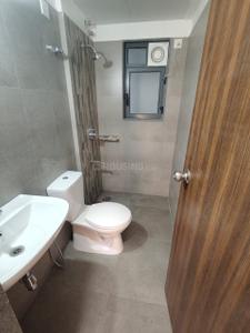 Bathroom Image of 1510 Sq.ft 3 BHK Apartment / Flat for rent in Adani Amogha, Shantigram Ahmedabad for Rs. 28000