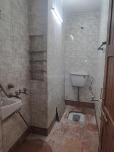 Bathroom Image of 1200 Sq.ft 2 BHK Apartment / Flat for rent in DDA Flats Munirka, Munirka New Delhi for Rs. 50000