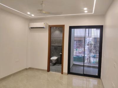 Bedroom Image of 3550 Sq.ft 4 BHK Builder Floor for rent in DLF City Phase 1, DLF Phase 1 Gurgaon for Rs. 225000