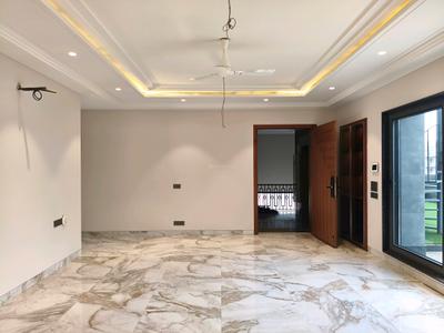 Living Room Image of 2500 Sq.ft 2 BHK Independent House for rent in Sector 27 Gurgaon for Rs. 120000