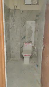 Bathroom Image of 650 Sq.ft 1 BHK Apartment / Flat for rent in Kondapur Hyderabad for Rs. 17000