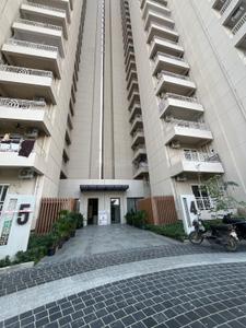 Image of 1550 Sq.ft 3 BHK Apartment / Flat for sale in The Center Court, Sector 88A, Gurgaon for Rs. 28000000