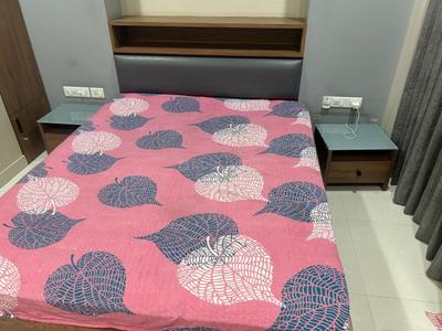 Bedroom Image of 2250 Sq.ft 3.5 BHK Apartment / Flat for rent in Adani Water Lily Ph 4 Towers C5 C6 C11 C12, Shantigram Ahmedabad for Rs. 76000
