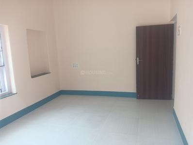 Bedroom Image of 1350 Sq.ft 3 BHK Builder Floor for sale in Dhakuria Kolkata for Rs. 6500000