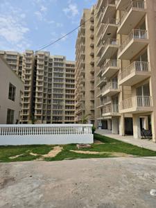 Image of 645 Sq.ft 2 BHK Apartment / Flat for sale in Bedarwal 63 Golf Drive, Kadarpur, Gurgaon for Rs. 10000000