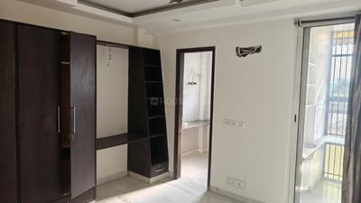 Bedroom Image of 1800 Sq.ft 3 BHK Builder Floor for rent in Gujranwala Town New Delhi for Rs. 55000