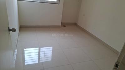 Bedroom Image of 900 Sq.ft 2 BHK Apartment / Flat for rent in Magarpatta Iris, Magarpatta City Pune for Rs. 31000