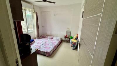 Image of 1650 Sq.ft 3 BHK Apartment / Flat for sale in Panchsheel Wellington, Crossings Republik, Ghaziabad for Rs. 13200000