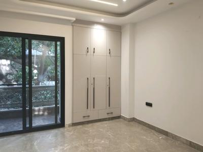 Bedroom Image of 2700 Sq.ft 4 BHK Builder Floor for sale in Ashok Vihar New Delhi for Rs. 70000000