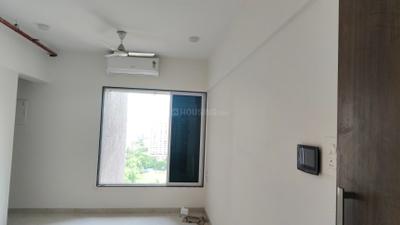 Living Room Image of 667 Sq.ft 2 BHK Apartment / Flat for rent in Tristar Bc Corp Arista, Bandra East Mumbai for Rs. 81000