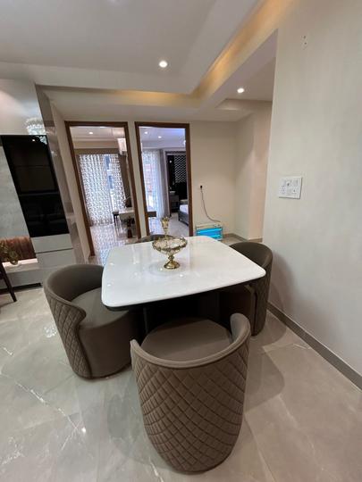 PR7 Airport Road Main Image 1