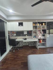 Bedroom Image of 4400 Sq.ft 4 BHK Apartment / Flat for sale in Bodakdev Ahmedabad for Rs. 60000000